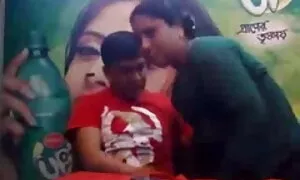 দ্বৈত মেয়ে ও এক বাংলা চুদা ভিডিও পুরুষ