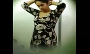মাই এর সেক্সি পোশাক বহিরঙ্গন বাংলা চুদা চুদি চাই