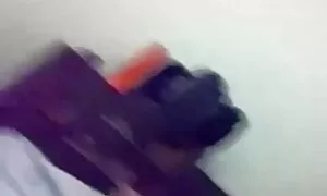 কাজাখ শিক্ষক একজন ছাত্র বাংলা চুদা চুদি ভিডিও মুখে একটি কোষ সঙ্গে বসলেন