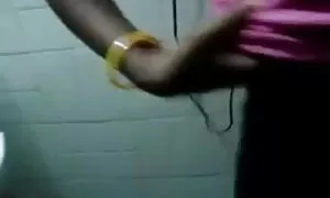 বড়ো বাংলা চুদা চদি বুকের মেয়ের
