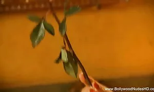 পুরুষ সমকামী বাঁড়ার রস খাবার তিনে মিলে হার্ডকোর নতুন বাংলা চুদা চুদি